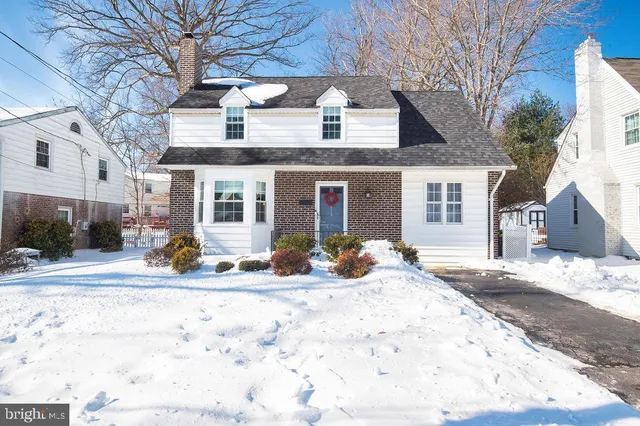 $359,900 | 211 Atkins Avenue, Wilmington, DE 19805