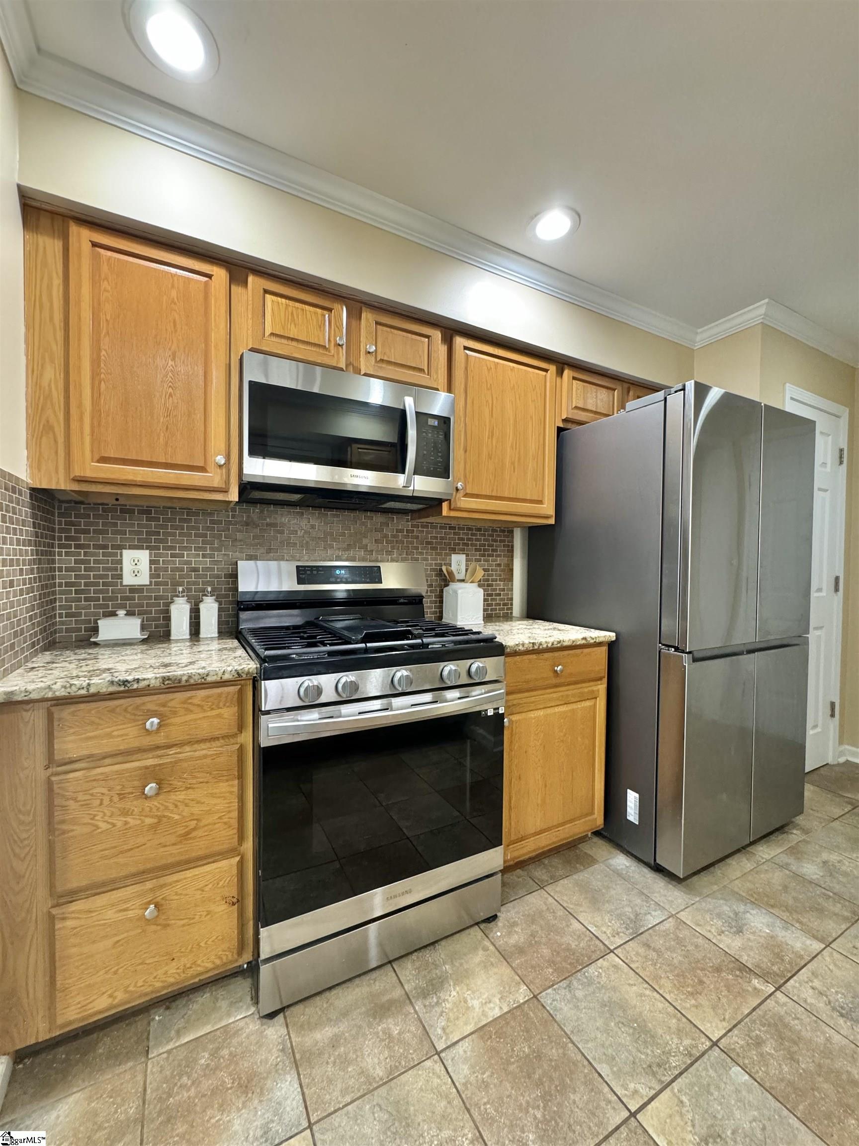 704 Jameson Road Easley, SC 29640 - Photo 10 of 25