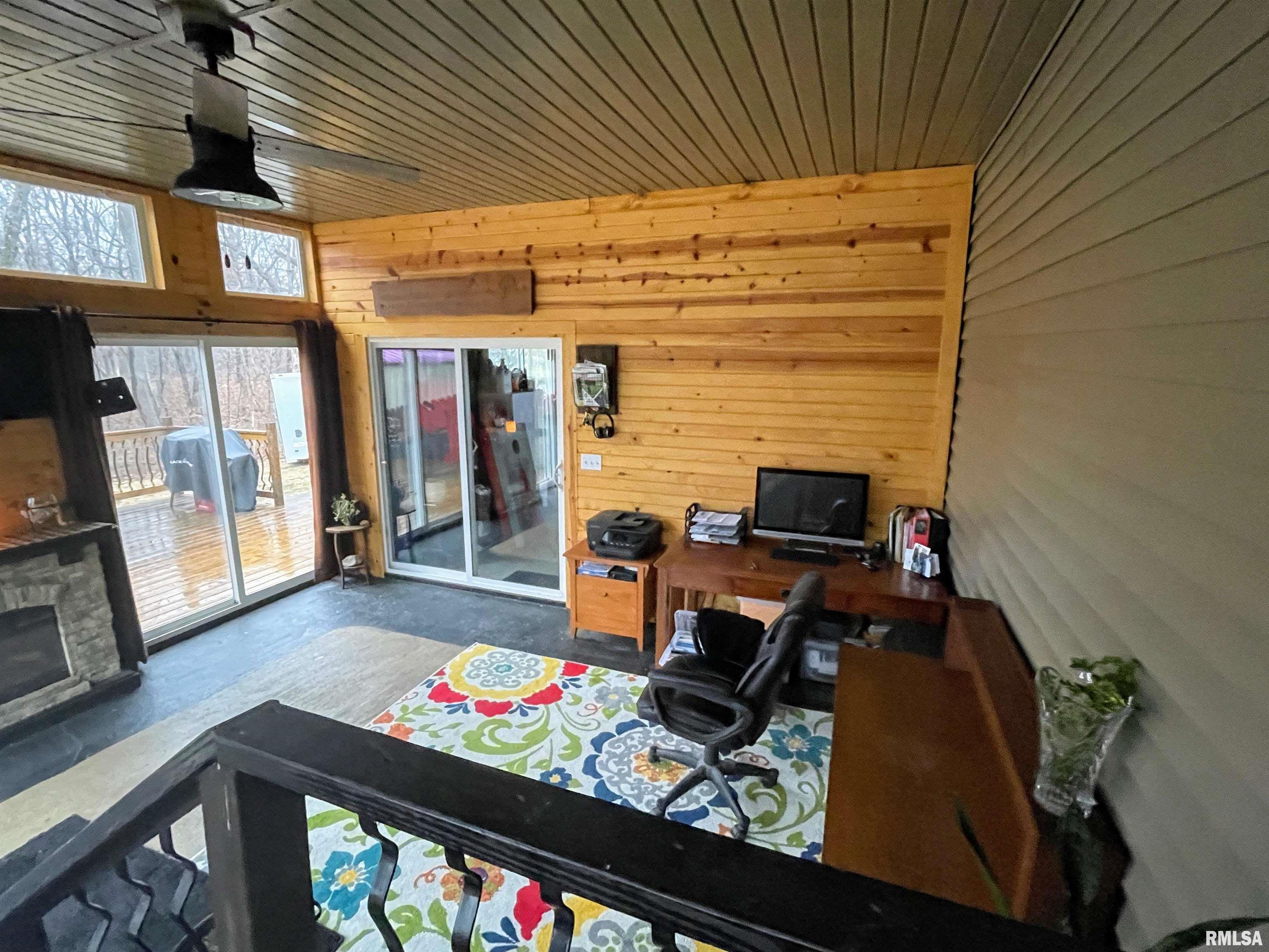 11011 South Strube Road Glasford, IL 61533 - Photo 12 of 34 Gallery Image 12