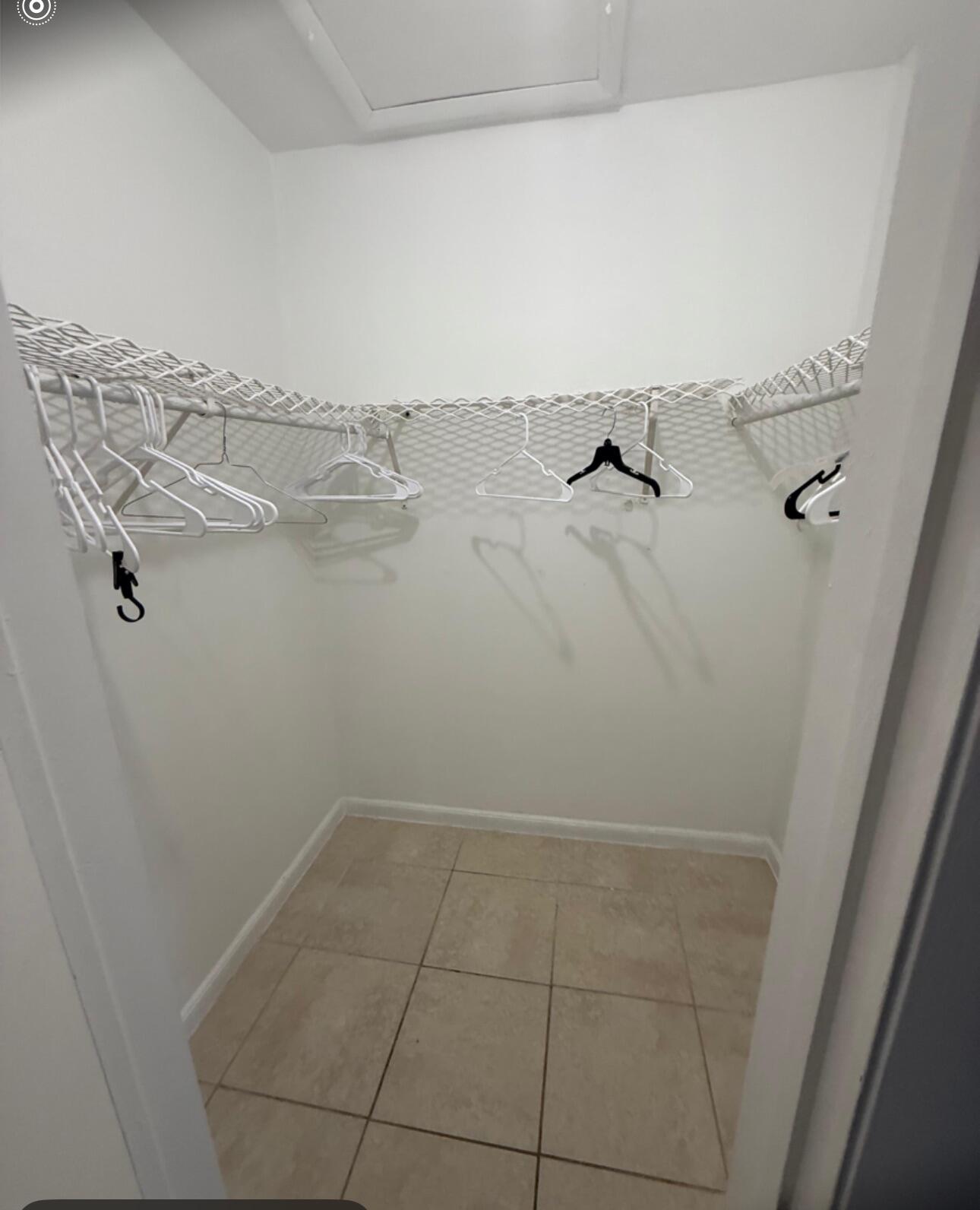 811 Southeast 16th Street Fort Lauderdale, FL 33316 - Photo 5 of 8 2