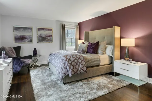 $3,495,000 | 10 Echo Lane, Greenwich, CT 06830