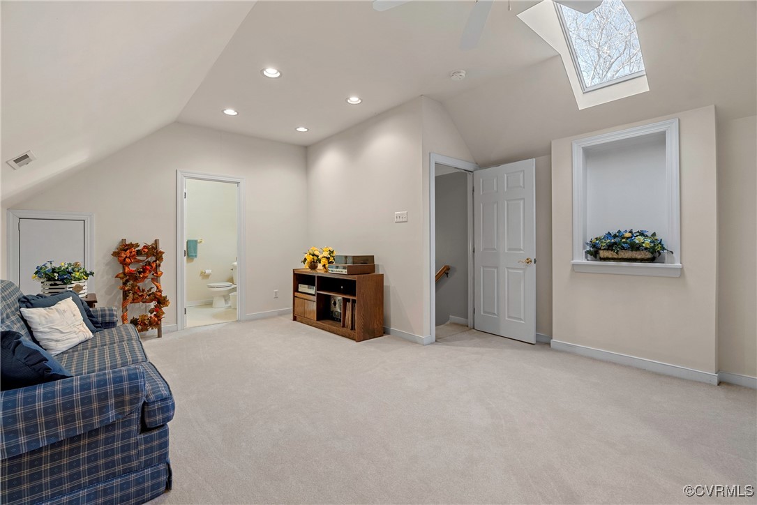 9134 Stephens Manor Drive Mechanicsville, VA 23116 - Photo 35 of 44 3rd floor w full bath, skylight and walk in storag