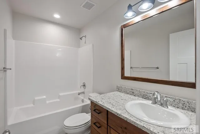 $399,900 | 1082 Alpine Avenue, Chubbuck, ID 83202