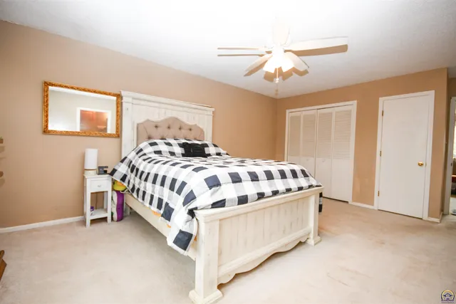 $310,000 | 715 Northwest 35th Street, Topeka, KS 66617