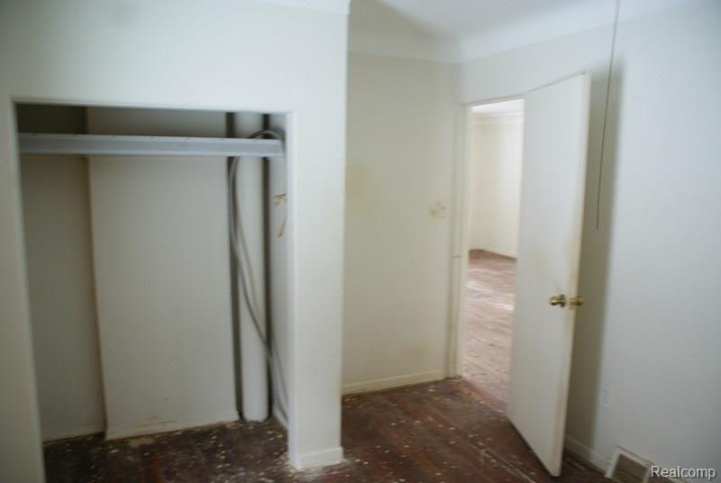 2107 Millville Road Lapeer, MI 48446 - Photo 22 of 31 121217.JPG
