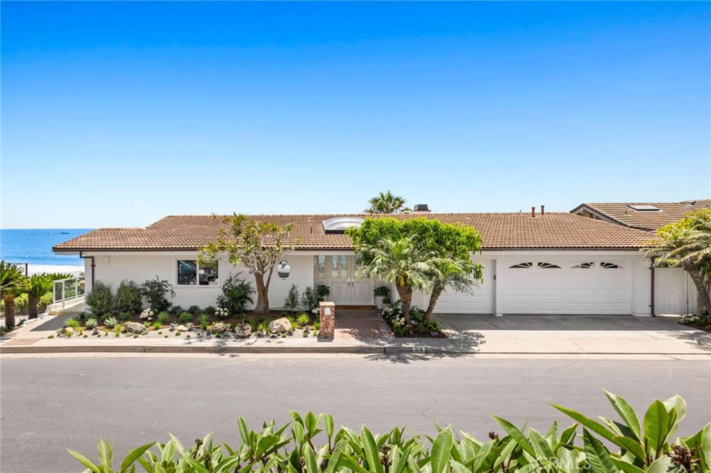 326 Boca Del Canon San Clemente, CA 92672 - Photo 5 of 69 front view of a house with a street