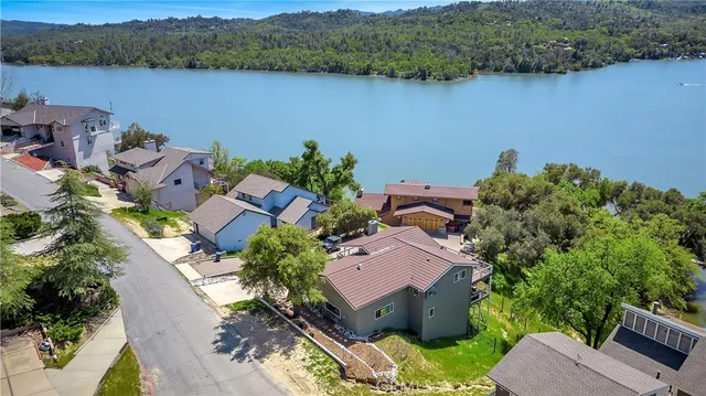 $1,275,000 | 8744 Bluff Court, Bradley, CA 93426