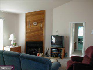 1021 Rill Road Reading, PA 19606 - Photo 4 of 6 Gallery Image 4