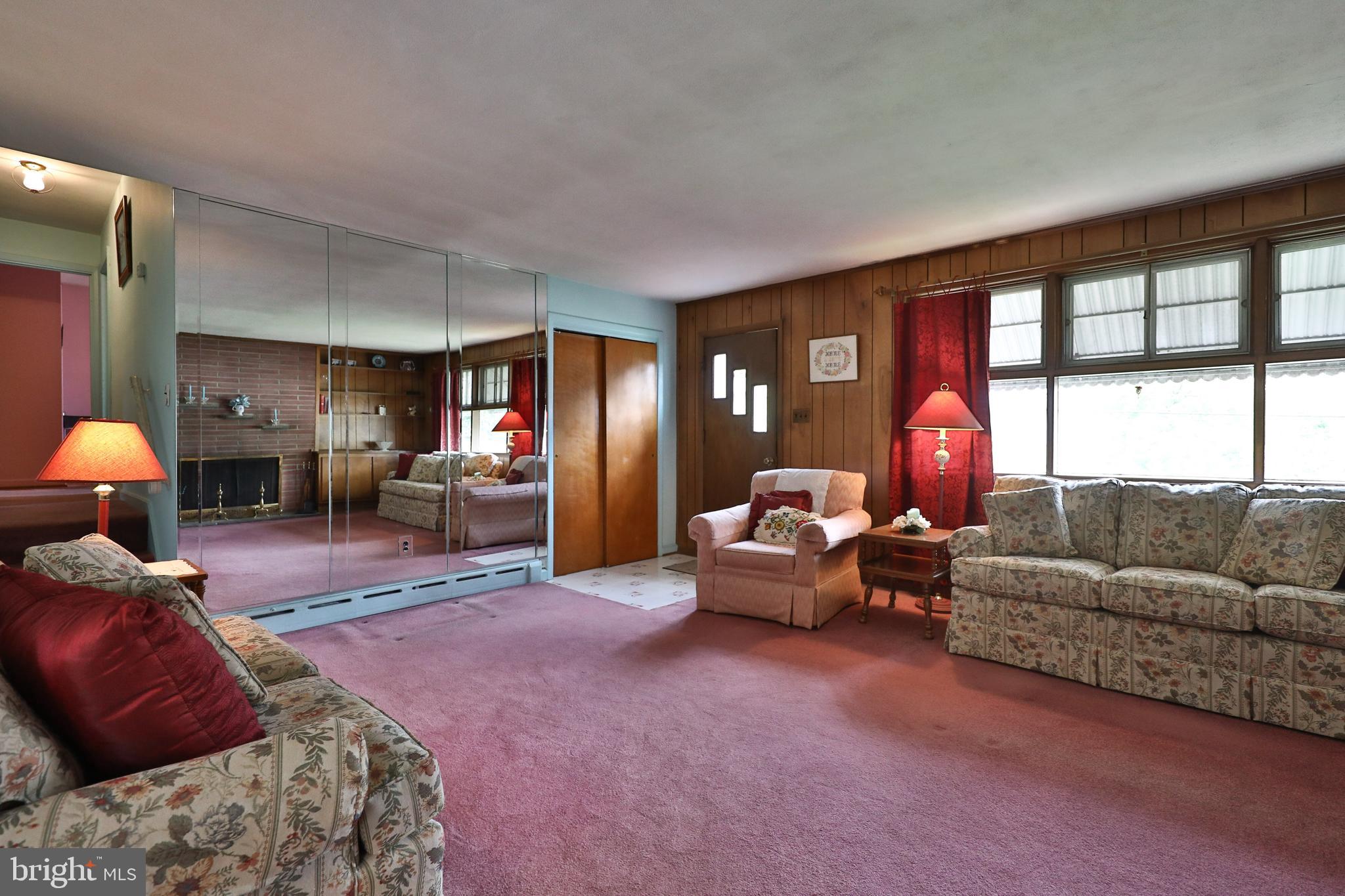 135 Reiffs Mill Road Ambler, PA 19002 - Photo 4 of 27 Gallery Image 4