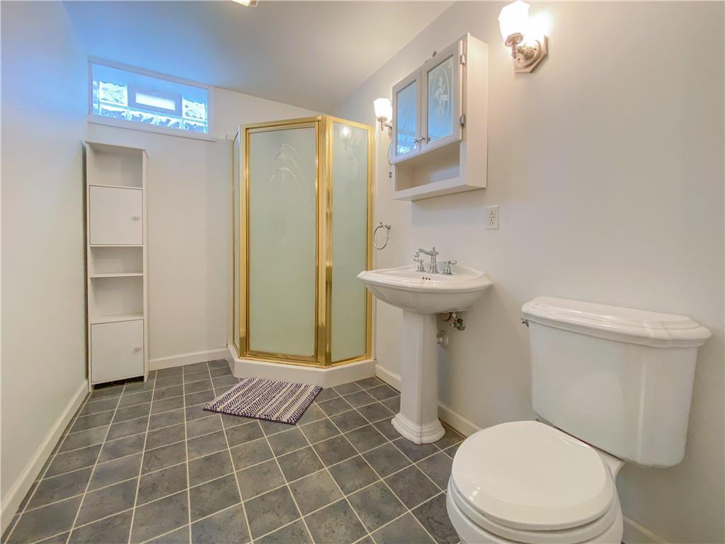726 Spruce Street Rochester, PA 15074 - Photo 16 of 23