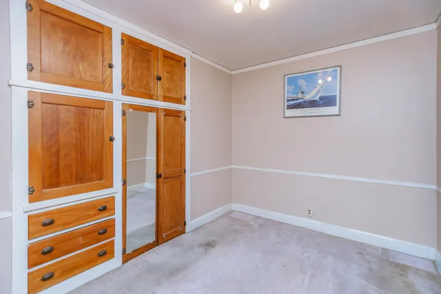 $369,900 | 904 Hayes Avenue, Oak Park, IL 60302