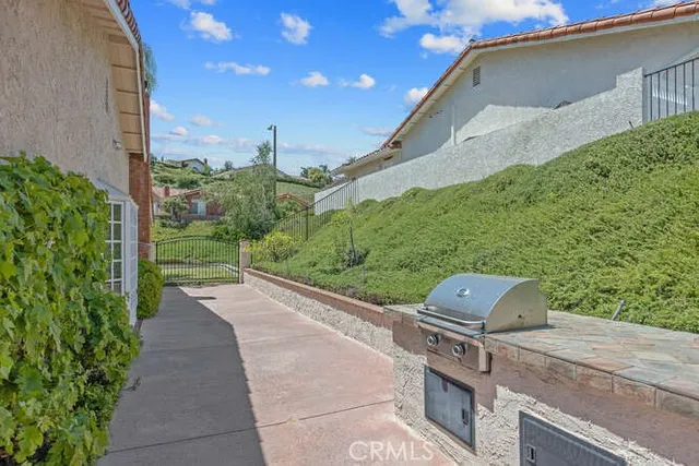 $1,795,000 | 2039 Channelford Road, Westlake Village, CA 91361