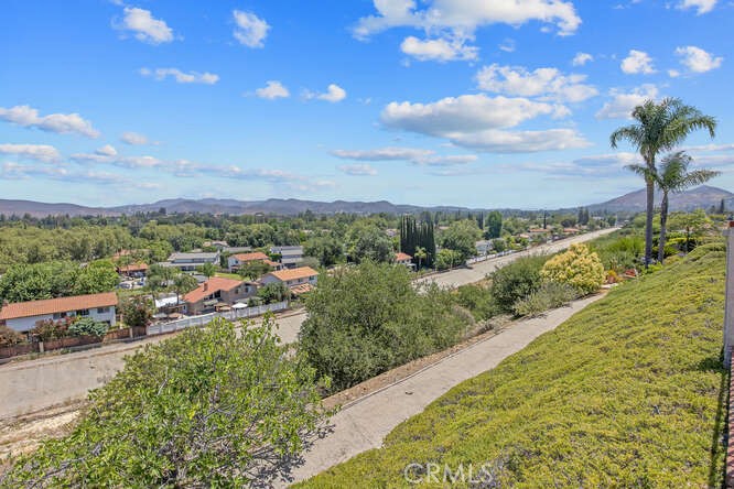 2039 Channelford Road Westlake Village, CA 91361 - Photo 14 of 59