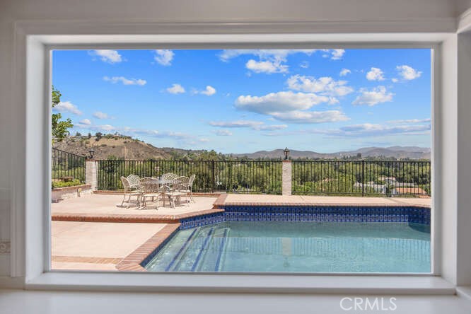 2039 Channelford Road Westlake Village, CA 91361 - Photo 36 of 59