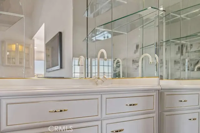 $1,795,000 | 2039 Channelford Road, Westlake Village, CA 91361