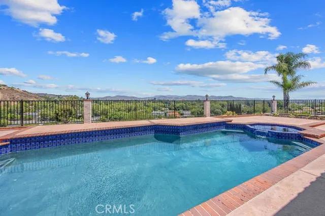 $1,795,000 | 2039 Channelford Road, Westlake Village, CA 91361