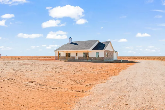 $385,000 | 4062 Hawk Road, Ropesville, TX 79358