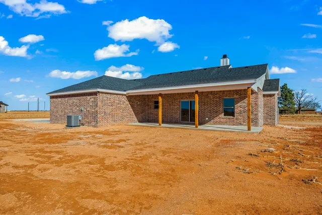$385,000 | 4062 Hawk Road, Ropesville, TX 79358