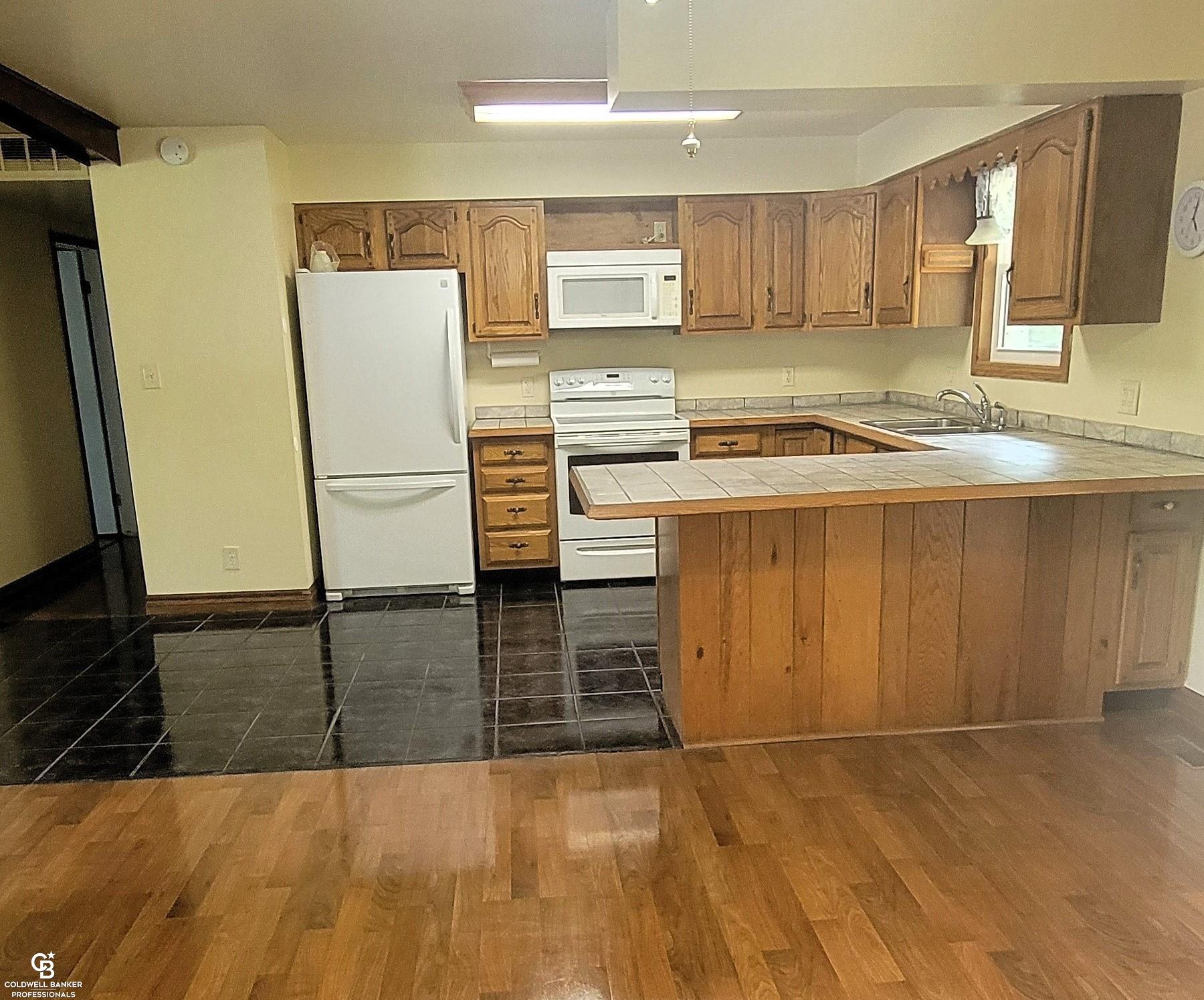 262 West Burnside Road Fostoria, MI 48435 - Photo 8 of 23