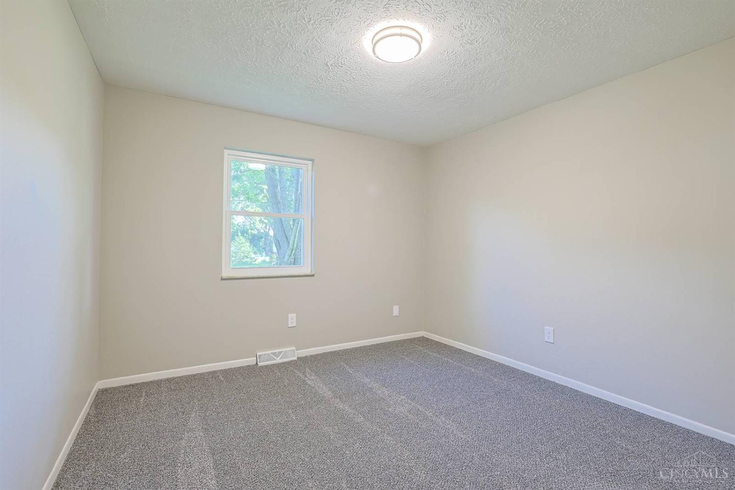 1379 Naegele Road Amelia, OH 45102 - Photo 25 of 39 Gallery Image 25
