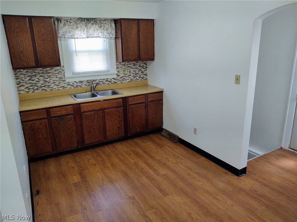 61 Idaho Road Youngstown, OH 44515 - Photo 8 of 29 Gallery Image 8