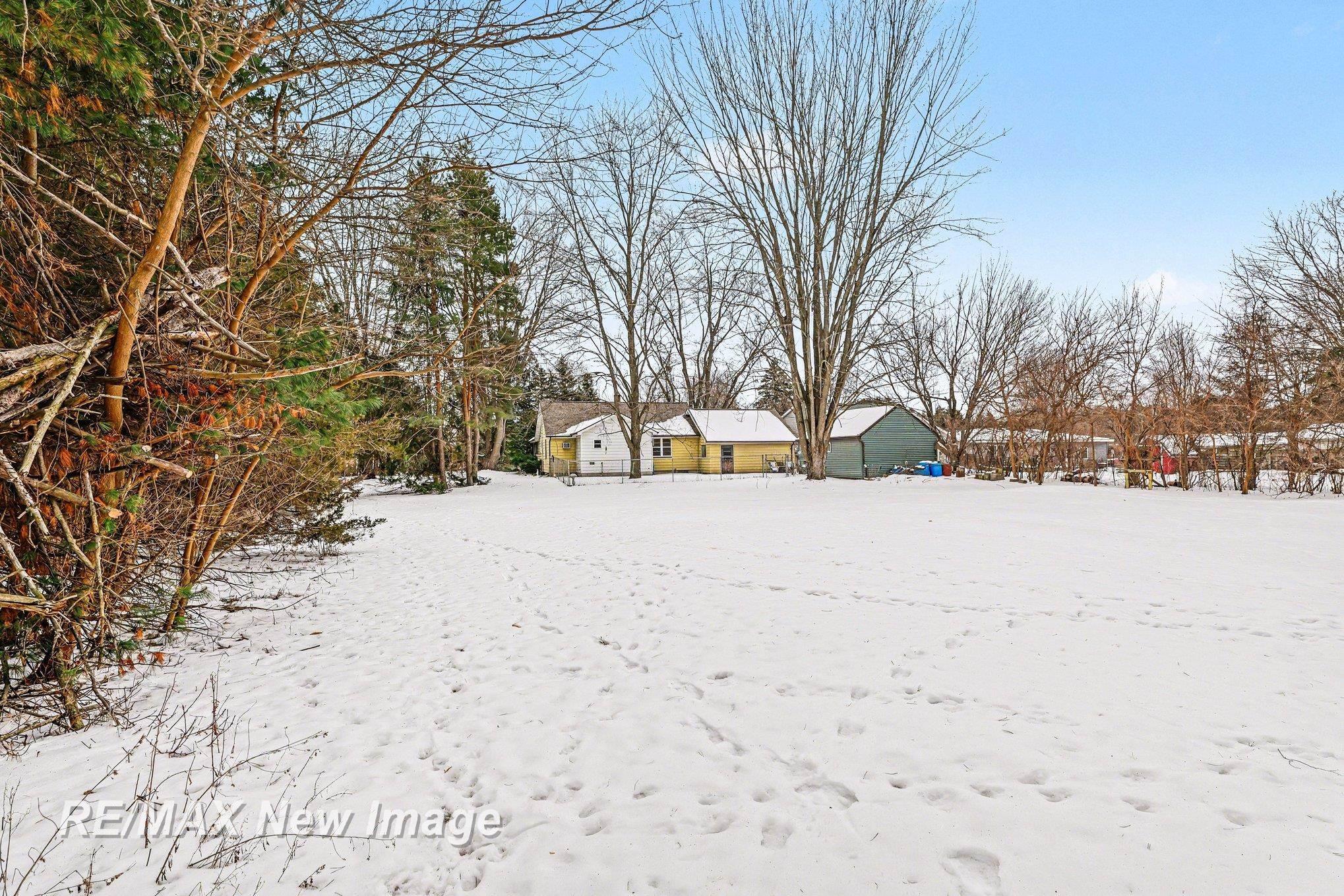 540 South Hemlock Road Hemlock, MI 48626 - Photo 31 of 33