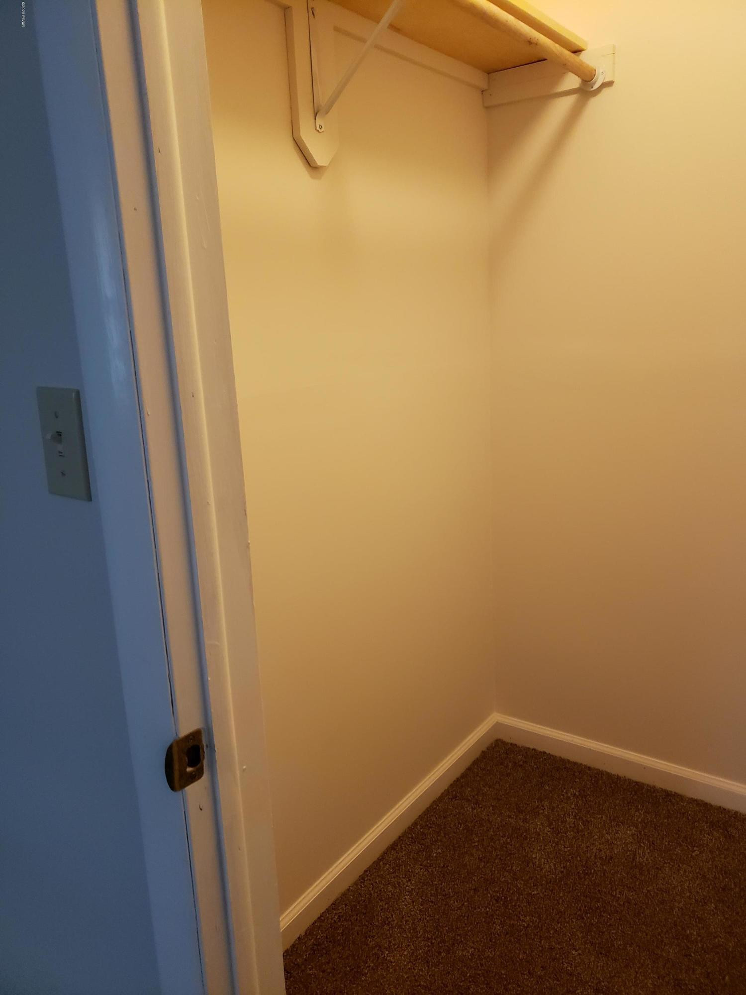 2237 Eagle Path Bushkill, PA 18324 - Photo 22 of 33 M Bedroom Walk In Closet