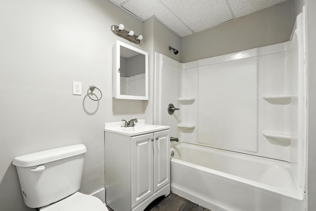 782 Sumner Avenue Springfield, MA 01108 - Photo 16 of 33