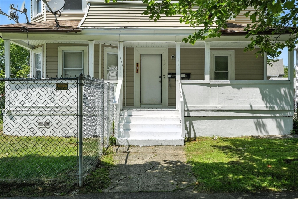 782 Sumner Avenue Springfield, MA 01108 - Photo 2 of 33