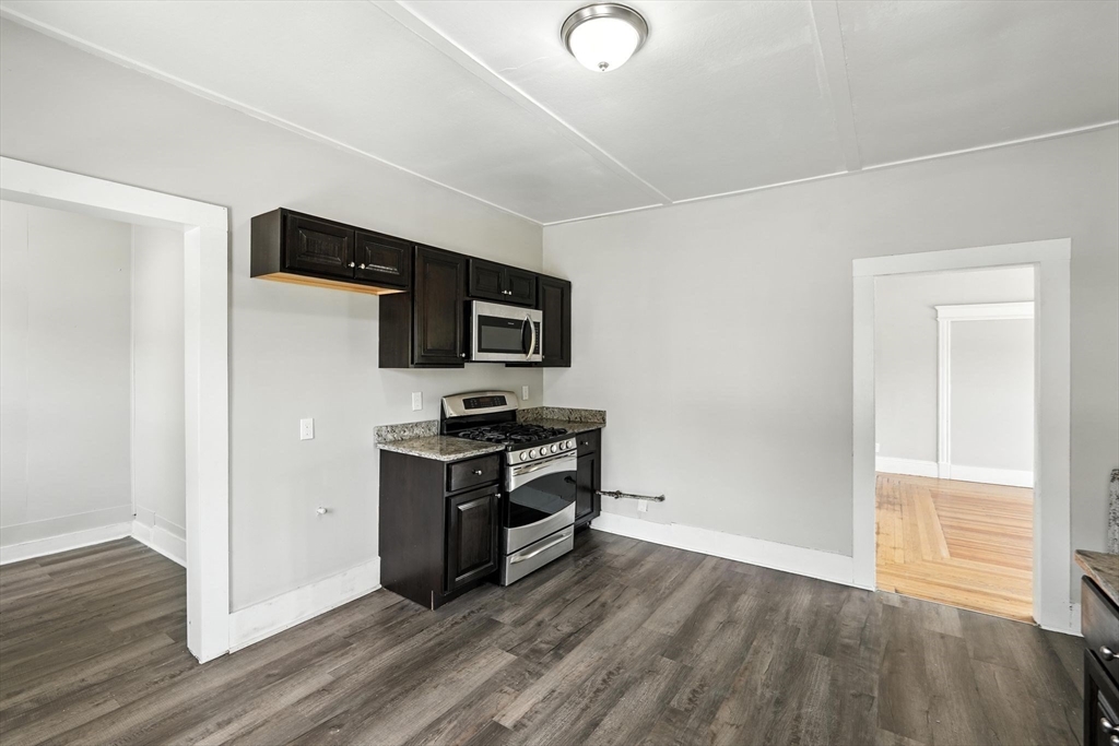 782 Sumner Avenue Springfield, MA 01108 - Photo 7 of 33