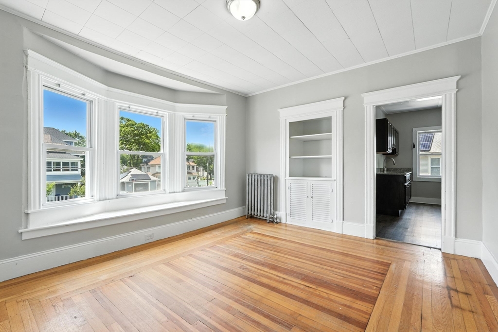 782 Sumner Avenue Springfield, MA 01108 - Photo 8 of 33