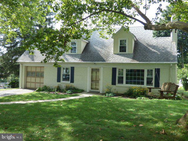 749 Grandview Road York, PA 17403 - Photo 1 of 15 Gallery Image 1