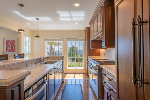 $2,250,000 | 6 Huckleberry Court, Monterey, CA 93940