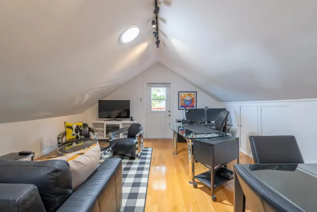 $2,250,000 | 6 Huckleberry Court, Monterey, CA 93940