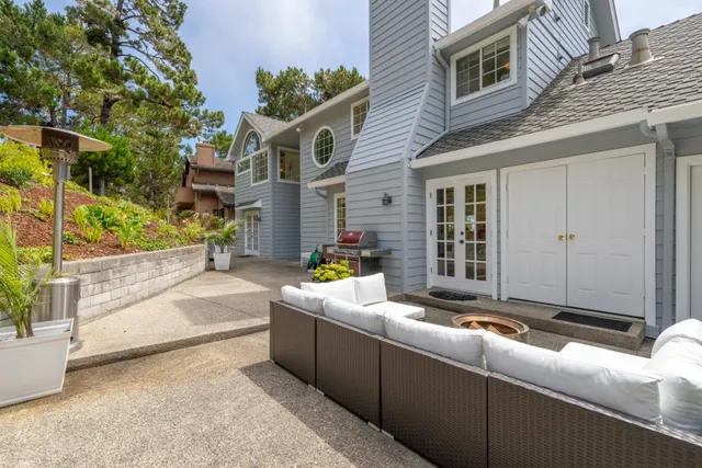 $2,250,000 | 6 Huckleberry Court, Monterey, CA 93940