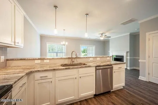 $1,950 | 3509 Richter Way, Unit B, Greenville, NC 27834