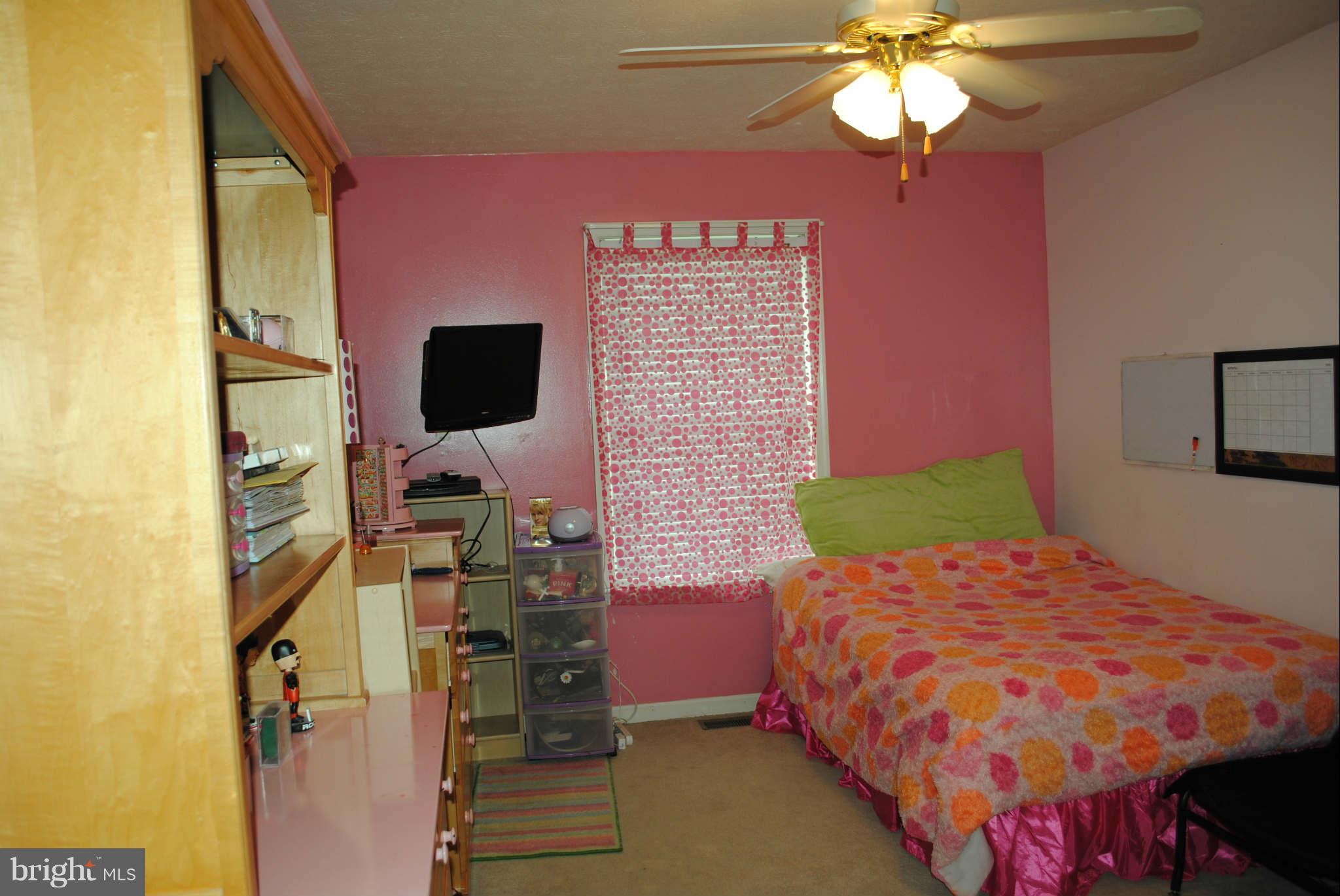 24655 Jones Road Hollywood, MD 20636 - Photo 19 of 30 Bedroom