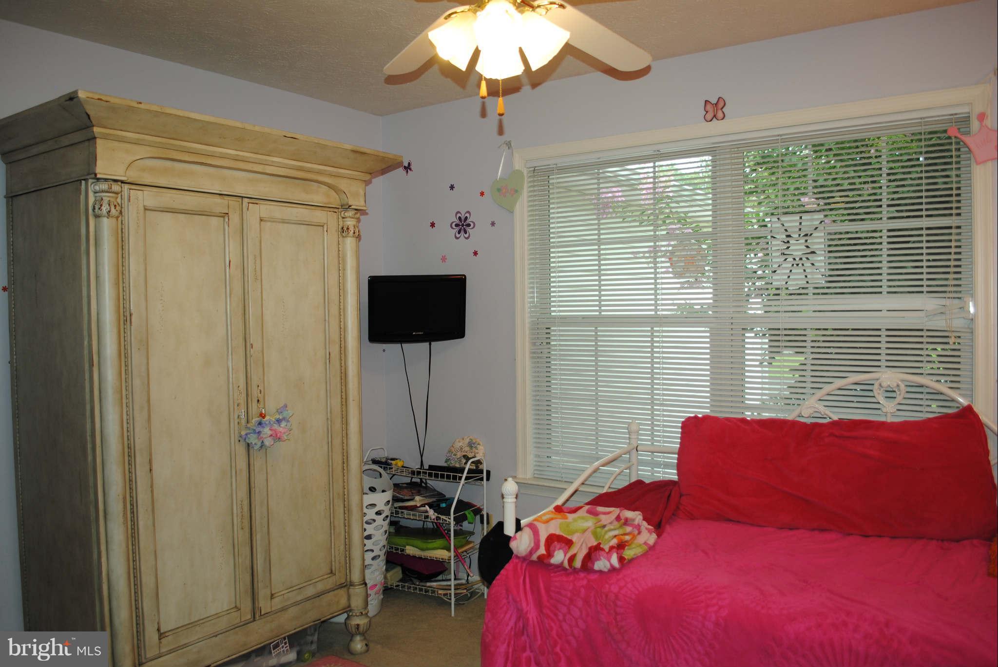 24655 Jones Road Hollywood, MD 20636 - Photo 22 of 30 Bedroom