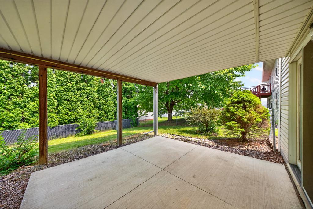 2011 50th Street Northwest Rochester, MN 55901 - Photo 24 of 26