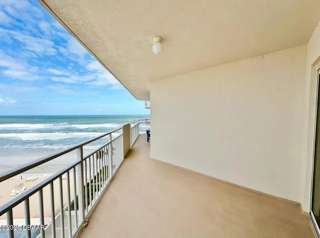$3,400 | 2967 South Atlantic Avenue, Unit 702, Daytona Beach, FL 32118