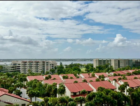 $3,400 | 2967 South Atlantic Avenue, Unit 702, Daytona Beach, FL 32118