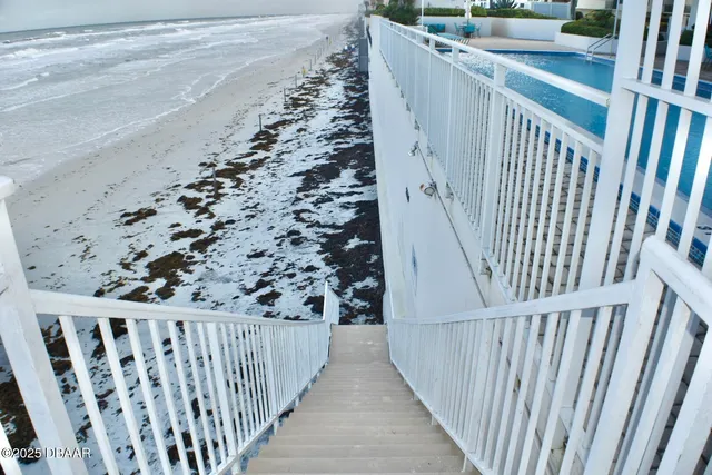 $3,400 | 2967 South Atlantic Avenue, Unit 702, Daytona Beach, FL 32118