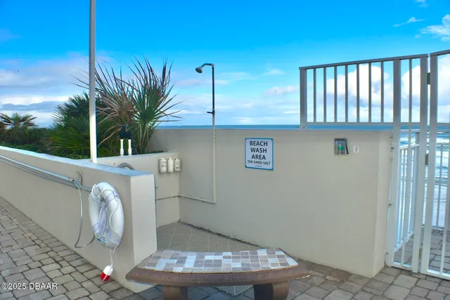 $3,400 | 2967 South Atlantic Avenue, Unit 702, Daytona Beach, FL 32118