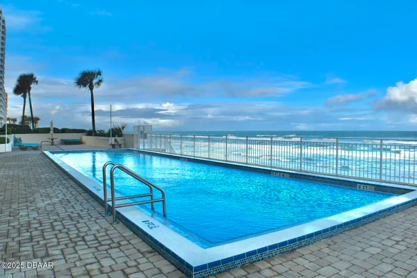 $3,400 | 2967 South Atlantic Avenue, Unit 702, Daytona Beach, FL 32118