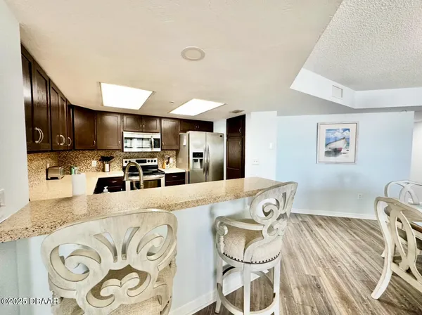 $3,400 | 2967 South Atlantic Avenue, Unit 702, Daytona Beach, FL 32118