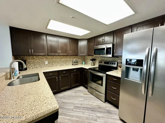 $3,400 | 2967 South Atlantic Avenue, Unit 702, Daytona Beach, FL 32118