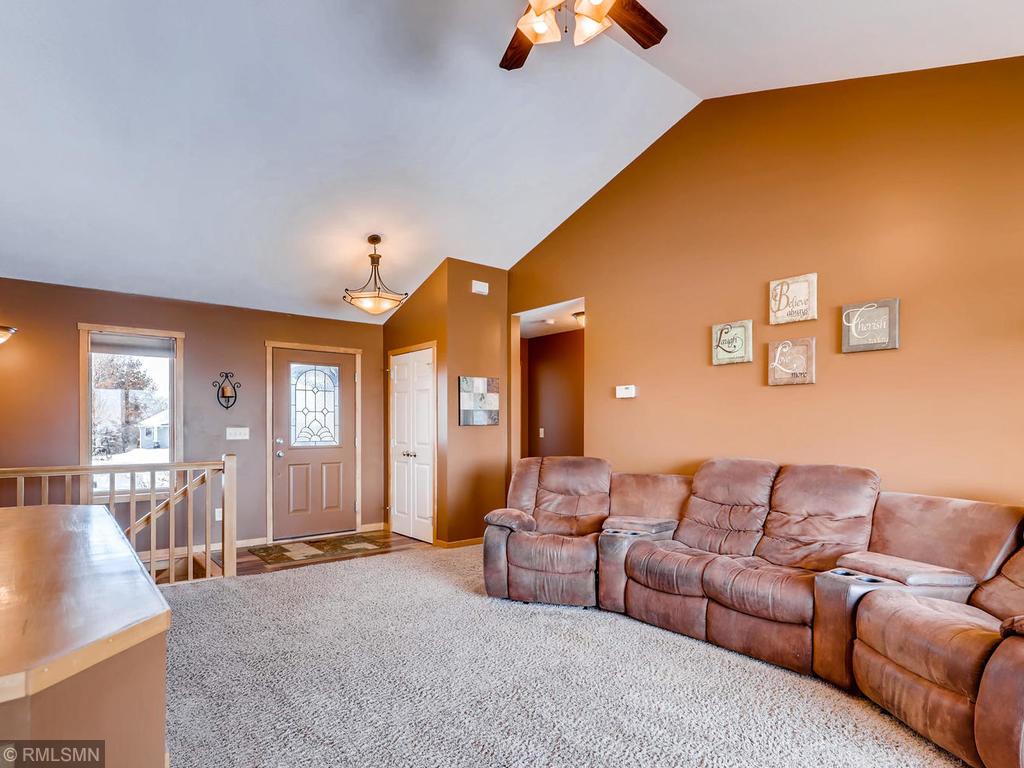 1240 Peninsula Road New Richmond, WI 54017 - Photo 2 of 37 Gallery Image 2