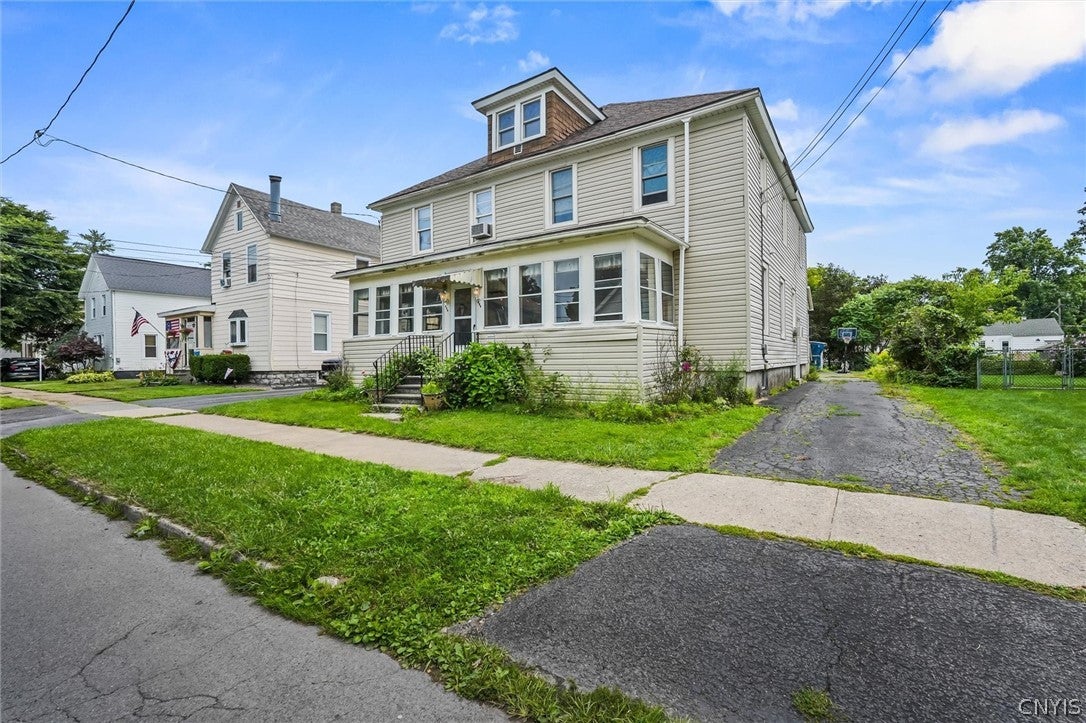 431 Stone Street Oneida, NY 13421 - Photo 2 of 37 Gallery Image 2