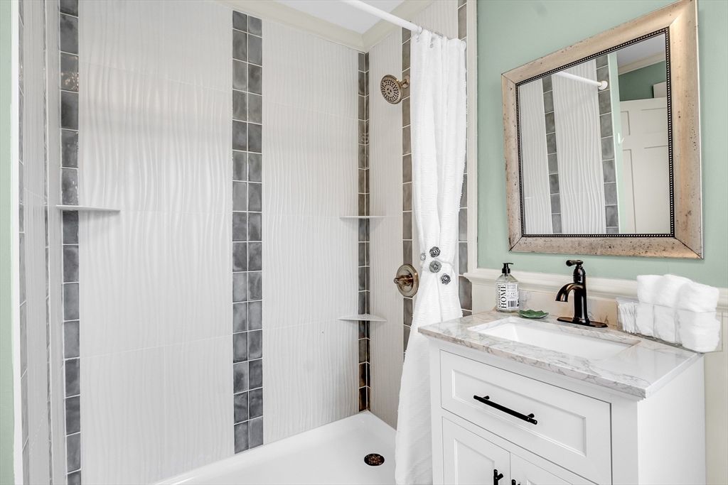 205 C Main Street, Unit 3 Groton, MA 01450 - Photo 7 of 20