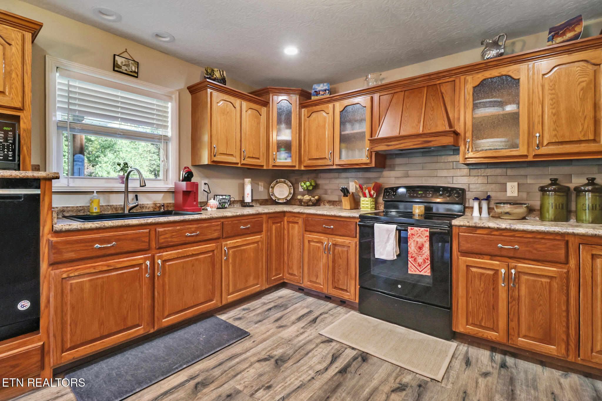 993 Model Farm Road Jamestown, TN 38556 - Photo 28 of 44 if1a7561-if1a7565